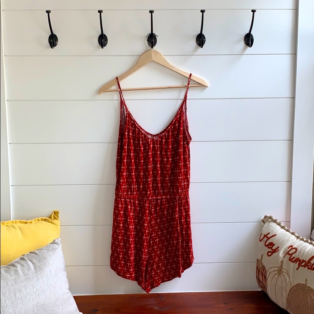H&M Red Roper - Picture 2 of 3